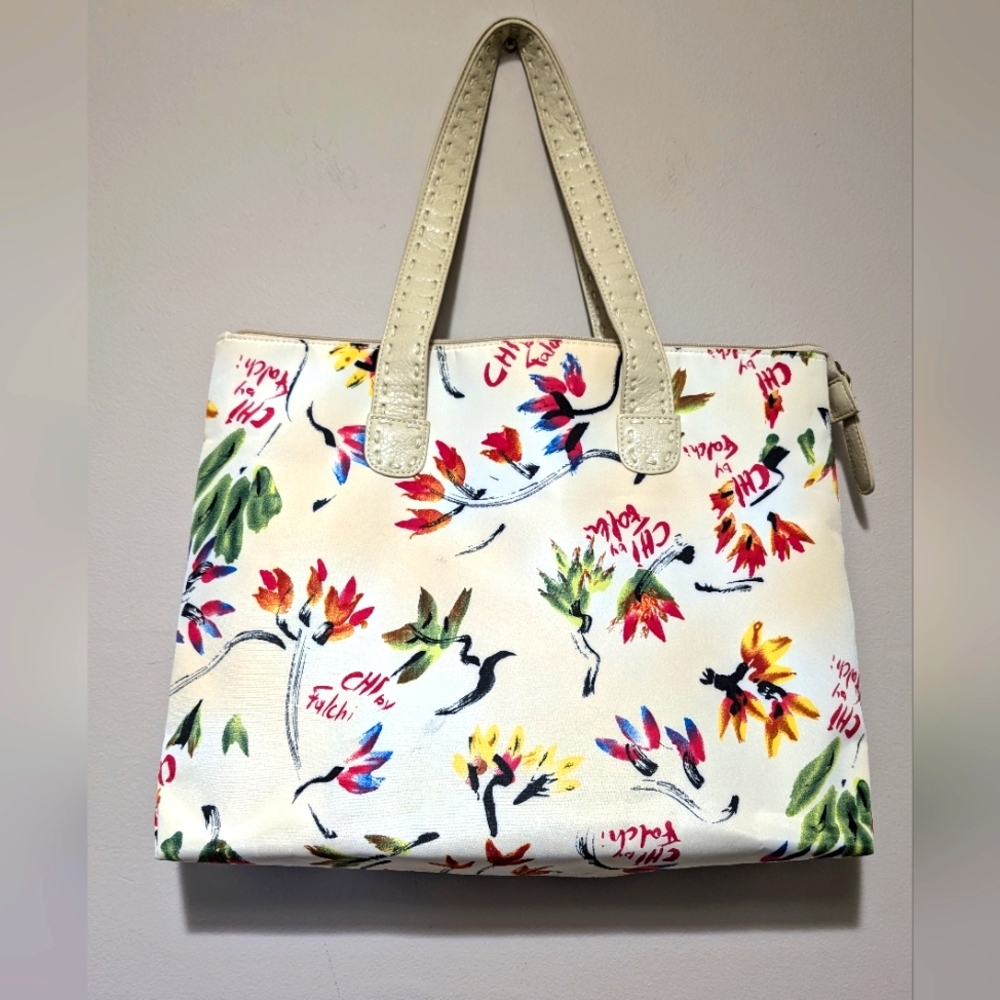 Chi tote handbag
